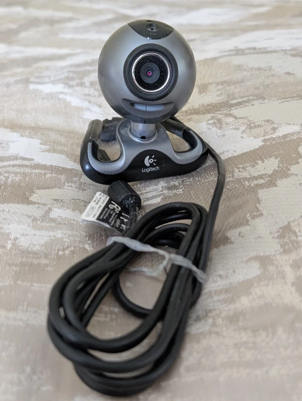 LOGITECH QUICKCAM ORBIT MP USB   WEBCAM WITH ADUSTABLE STAND